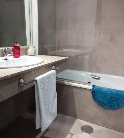 Serrallo, Parking Gratuito Y Cocina, Alhambra Y Playa Apartment